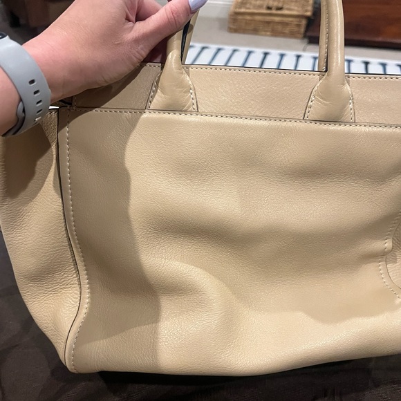 Kate Spade, large work tote, could fit 14 inch laptop, cream color - Picture 6 of 7